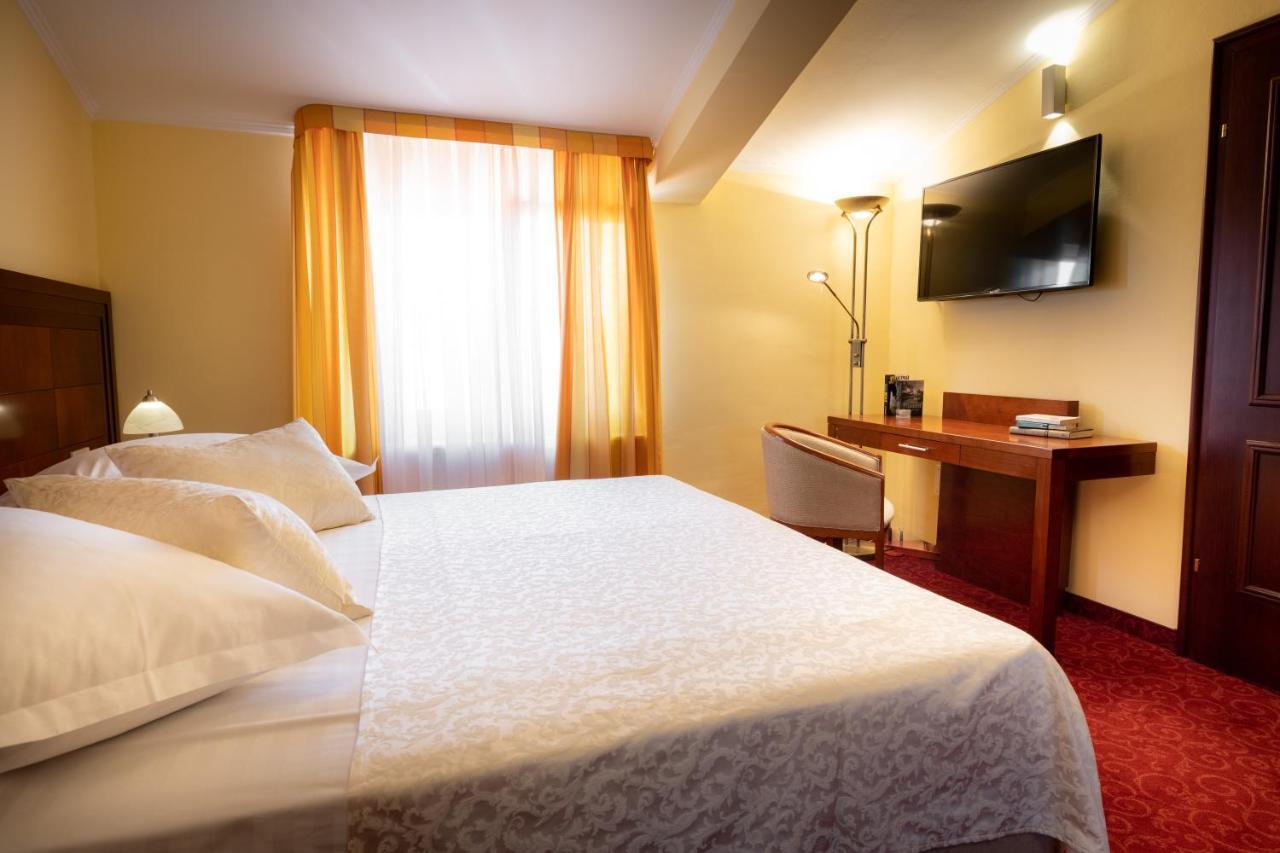 Villa Riva Makarska Zewnętrze zdjęcie