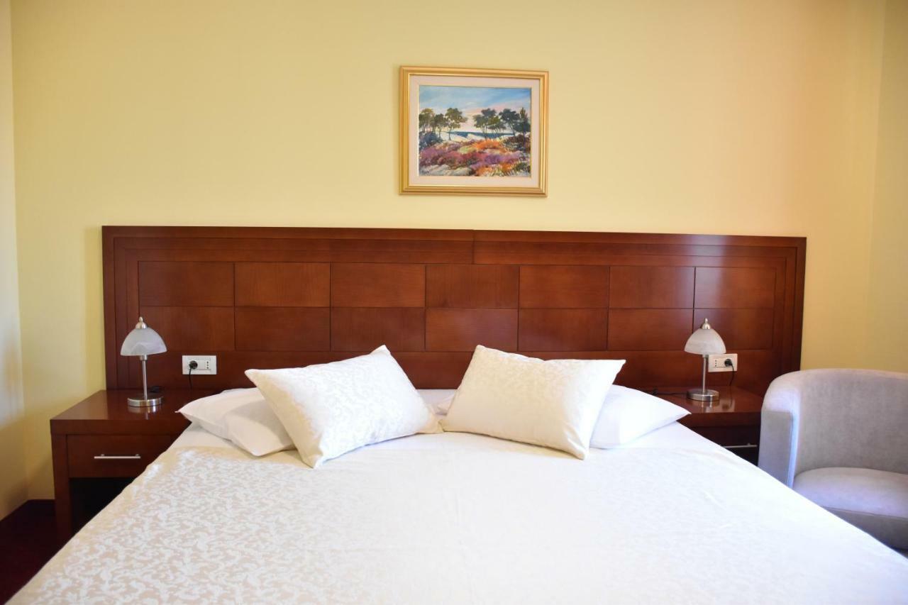 Villa Riva Makarska Zewnętrze zdjęcie